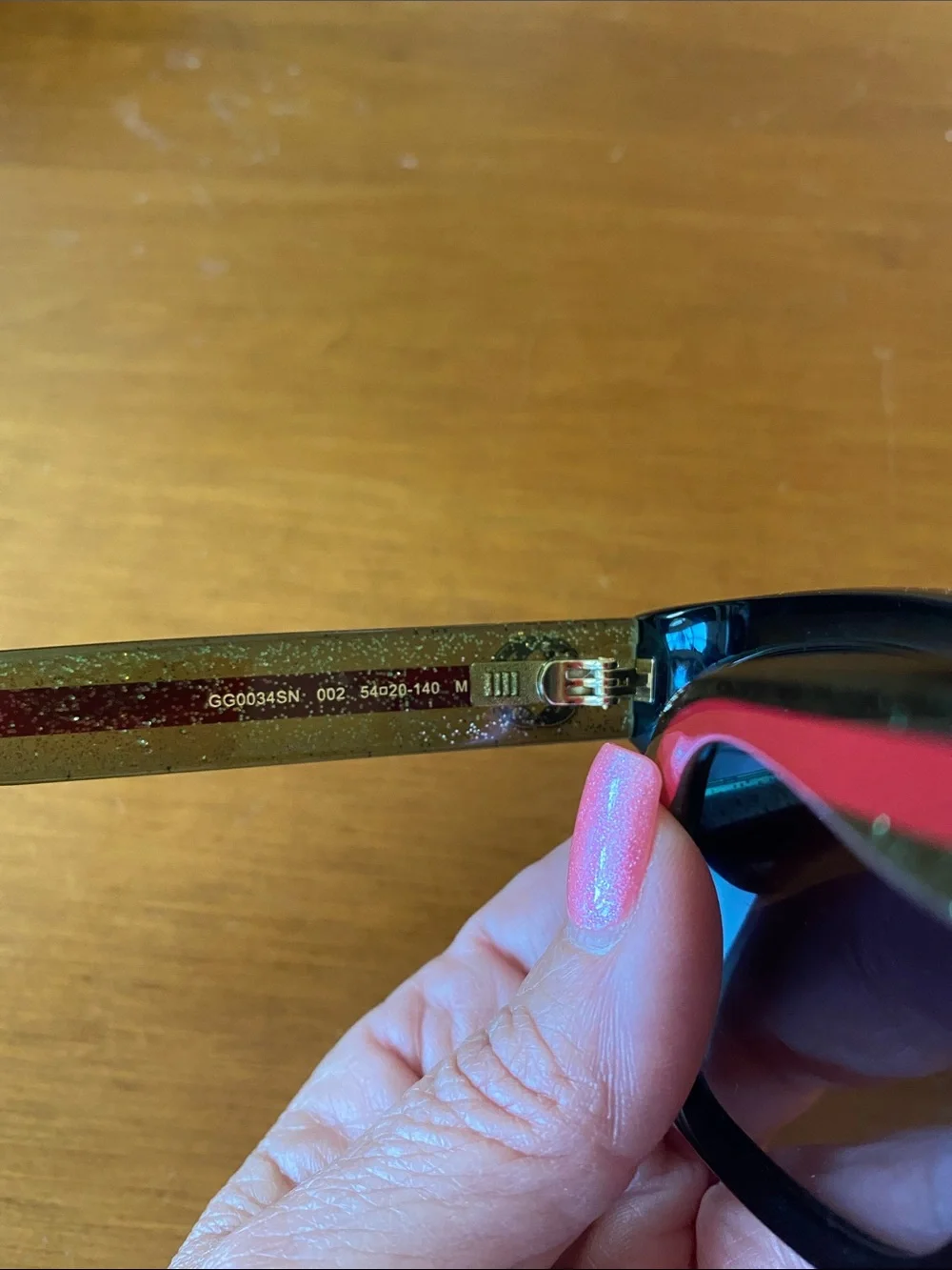 Gucci sunglasses. Stunning. GG0034SN…. 002.    54 20 140. Great condition!!!